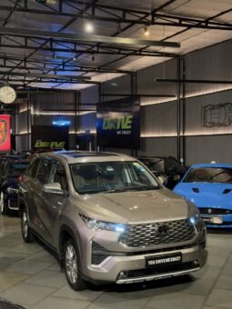 Toyota Innova Hycross ZX(O) Hybrid AT 6-Seater