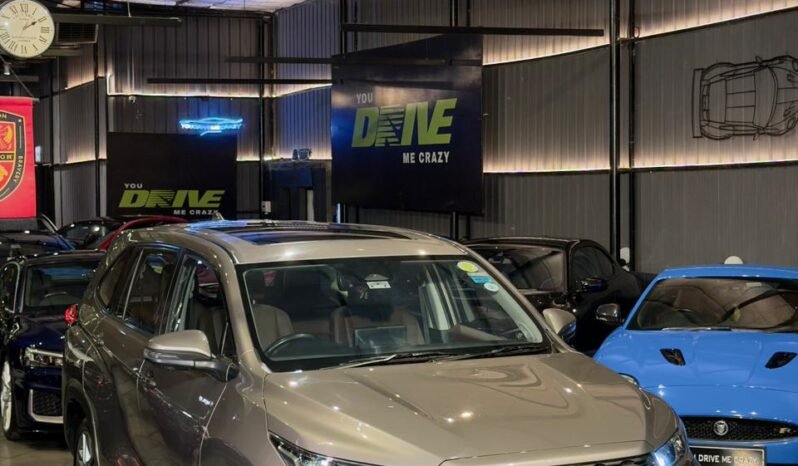 
								Toyota Innova Hycross ZX(O) Hybrid AT 6-Seater full									