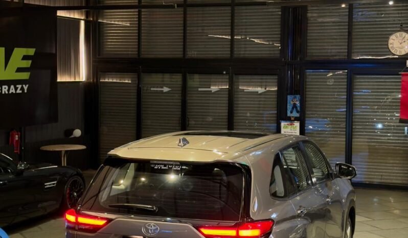 
								Toyota Innova Hycross ZX(O) Hybrid AT 6-Seater full									