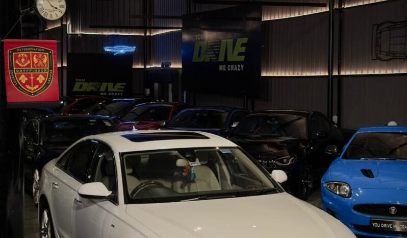 
								Audi A6 35 TFSI S Line Matrix full									