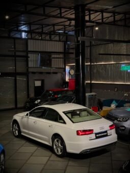 
										Audi A6 35 TFSI S Line Matrix full									