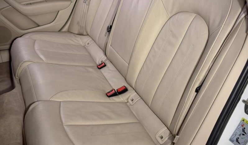
								Audi A6 35 TFSI S Line Matrix full									