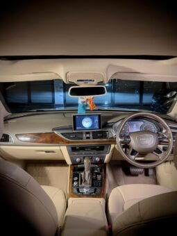 
										Audi A6 35 TFSI S Line Matrix full									