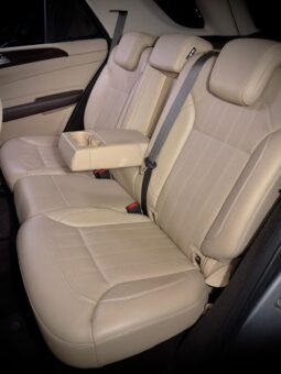 
										Mercedes-Benz GLE 250d 4MATIC full									
