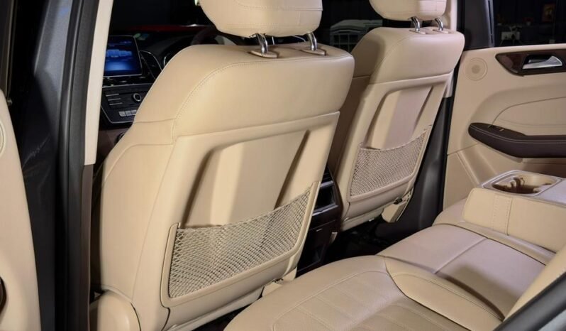 
								Mercedes-Benz GLE 250d 4MATIC full									