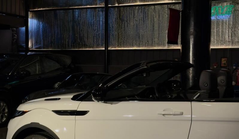 
								Range Rover Evoque Convertible HSE Dynamic full									