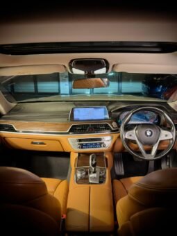 
										BMW 740Li DPE Signature full									