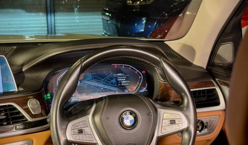 
								BMW 740Li DPE Signature full									