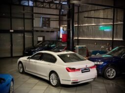 
										BMW 740Li DPE Signature full									