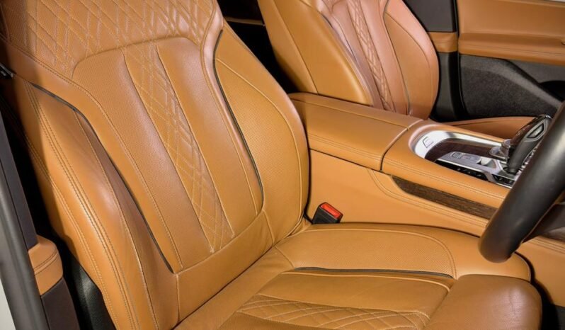 
								BMW 740Li DPE Signature full									