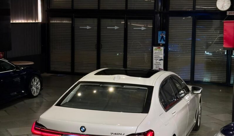 
								BMW 740Li DPE Signature full									