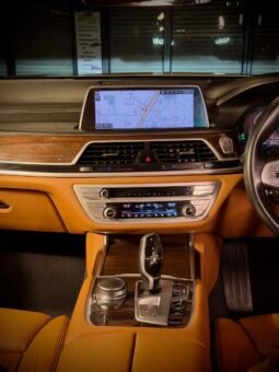 
										BMW 740Li DPE Signature full									