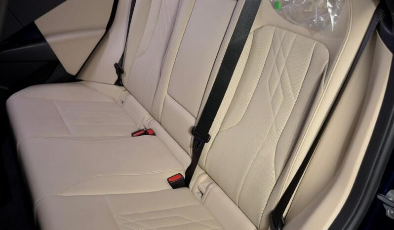
								BMW X3 xDrive20i M Sport full									