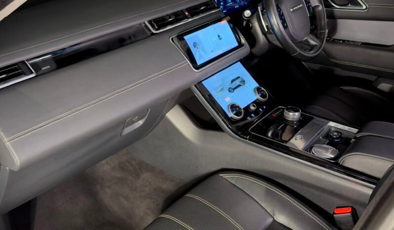 
								2019 Range Rover Velar R-Dynamic S P250 BS6 full									