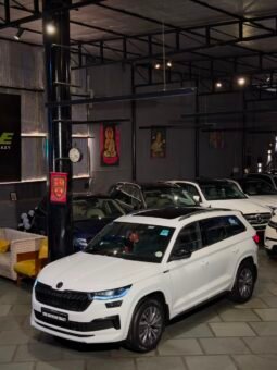 
										2023 Škoda Kodiaq Sportline 2.0 TSI 4×4 DSG full									