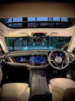 
										Mercedes-Benz E200 LWB full									