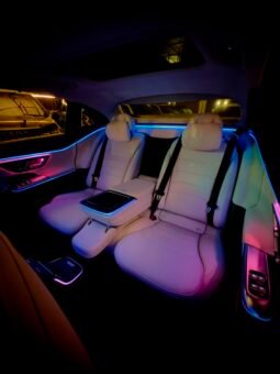 
										Mercedes-Benz E200 LWB full									