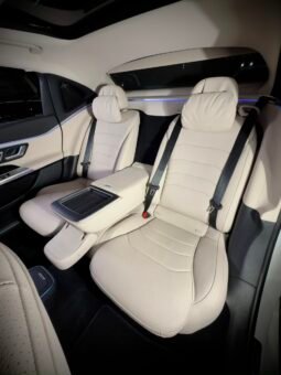 
										Mercedes-Benz E200 LWB full									