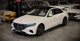 Mercedes-Benz E200 LWB