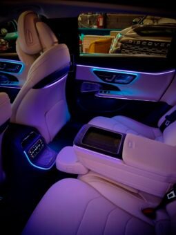 
										Mercedes-Benz E200 LWB full									