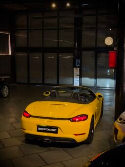 
										Porsche 718 Boxster | Racing Yellow full									