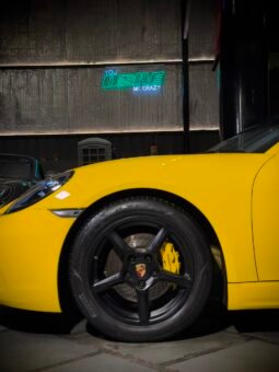 
										Porsche 718 Boxster | Racing Yellow full									