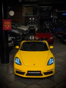 
										Porsche 718 Boxster | Racing Yellow full									