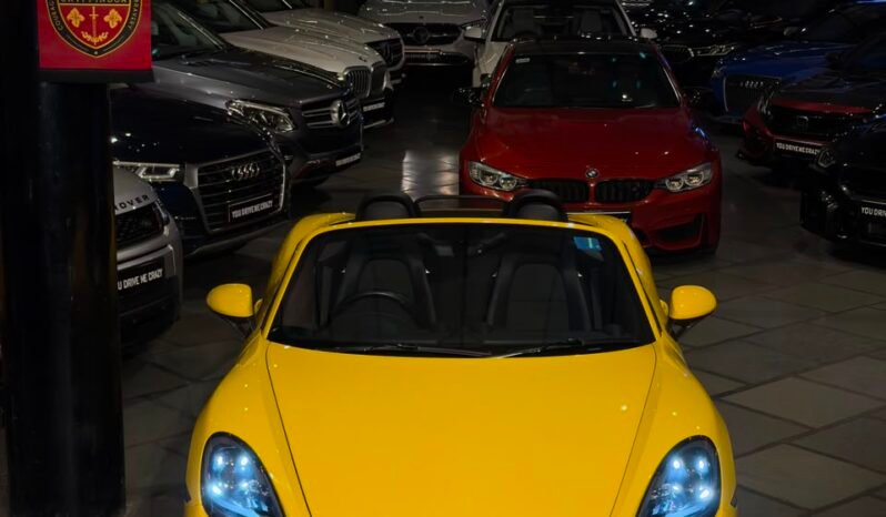 
								Porsche 718 Boxster | Racing Yellow full									
