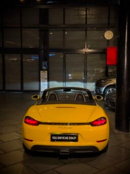 
										Porsche 718 Boxster | Racing Yellow full									