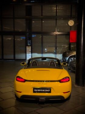 Porsche 718 Boxster | Racing Yellow