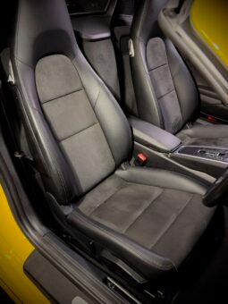 
										Porsche 718 Boxster | Racing Yellow full									