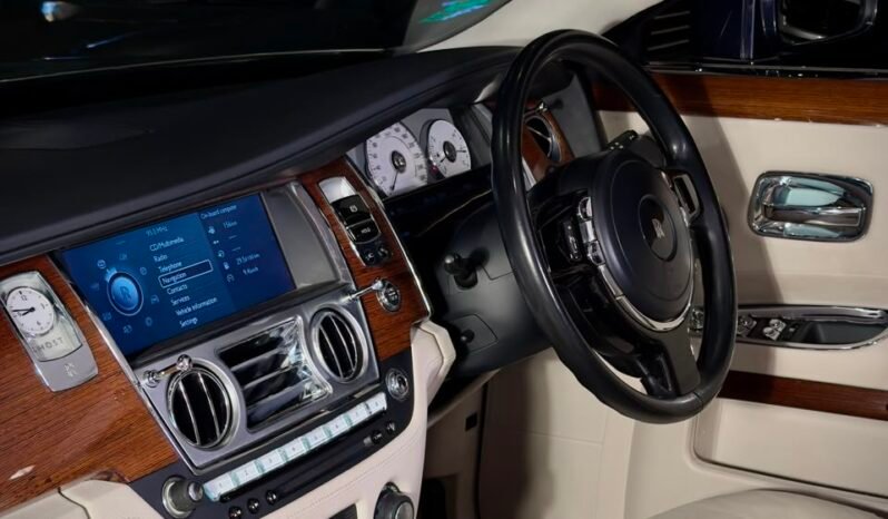 
								Rolls-Royce Ghost | Dark Indigo full									