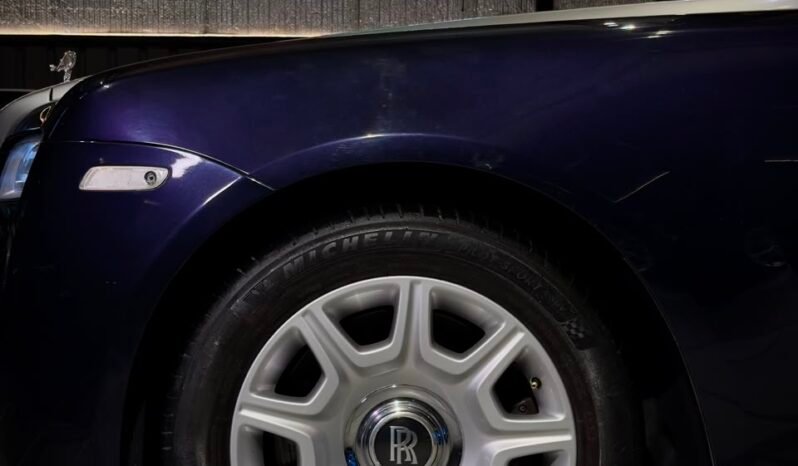 
								Rolls-Royce Ghost | Dark Indigo full									