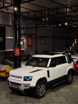 
										LAND ROVER DEFENDER HSE DYNAMIC full									