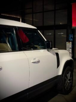 
										LAND ROVER DEFENDER HSE DYNAMIC full									