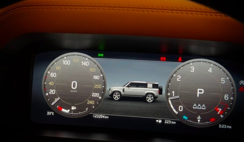 
								LAND ROVER DEFENDER HSE DYNAMIC full									
