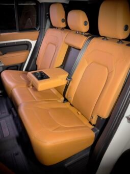 
										LAND ROVER DEFENDER HSE DYNAMIC full									