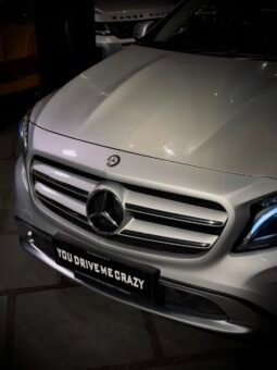 
										Mercedes-Benz GLA 200d full									