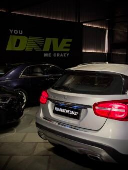 
										Mercedes-Benz GLA 200d full									