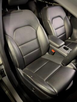 
										Mercedes-Benz GLA 200d full									