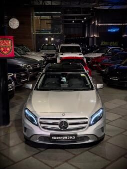 
										Mercedes-Benz GLA 200d full									
