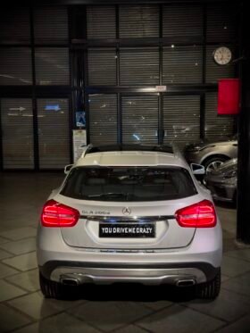 Mercedes-Benz GLA 200d