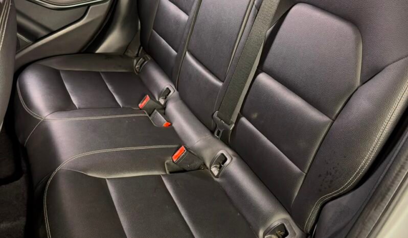 
								Mercedes-Benz GLA 200d full									