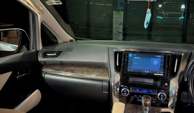 
								2022 Toyota Vellfire Executive Lounge full									