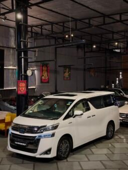 
										2022 Toyota Vellfire Executive Lounge full									