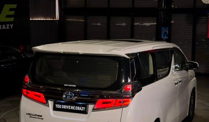 
								2022 Toyota Vellfire Executive Lounge full									