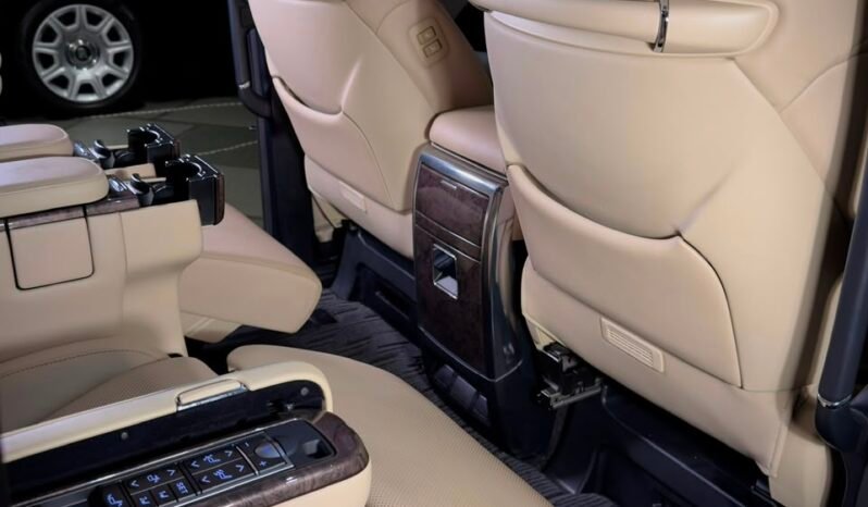 
								2022 Toyota Vellfire Executive Lounge full									