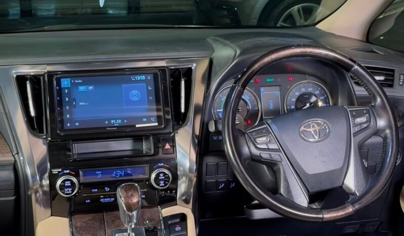 
								2022 Toyota Vellfire Executive Lounge full									