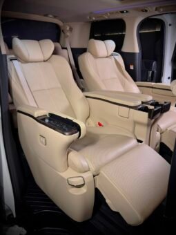
										2022 Toyota Vellfire Executive Lounge full									