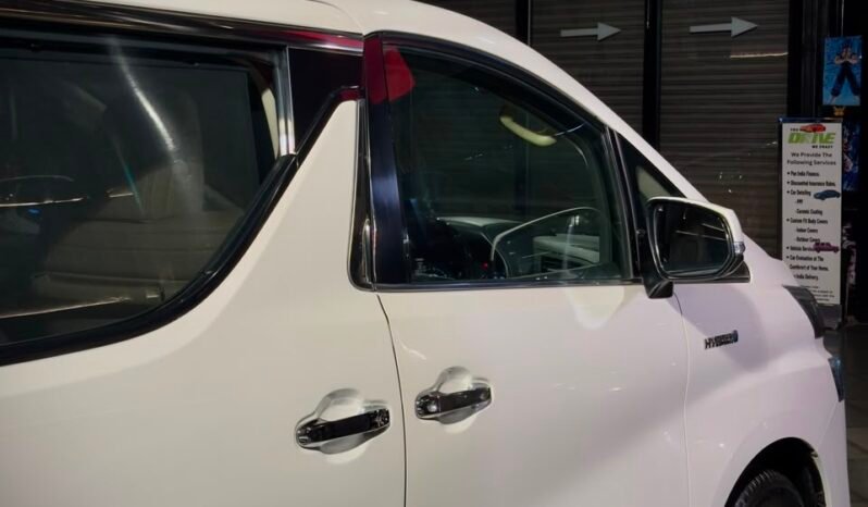 
								2022 Toyota Vellfire Executive Lounge full									